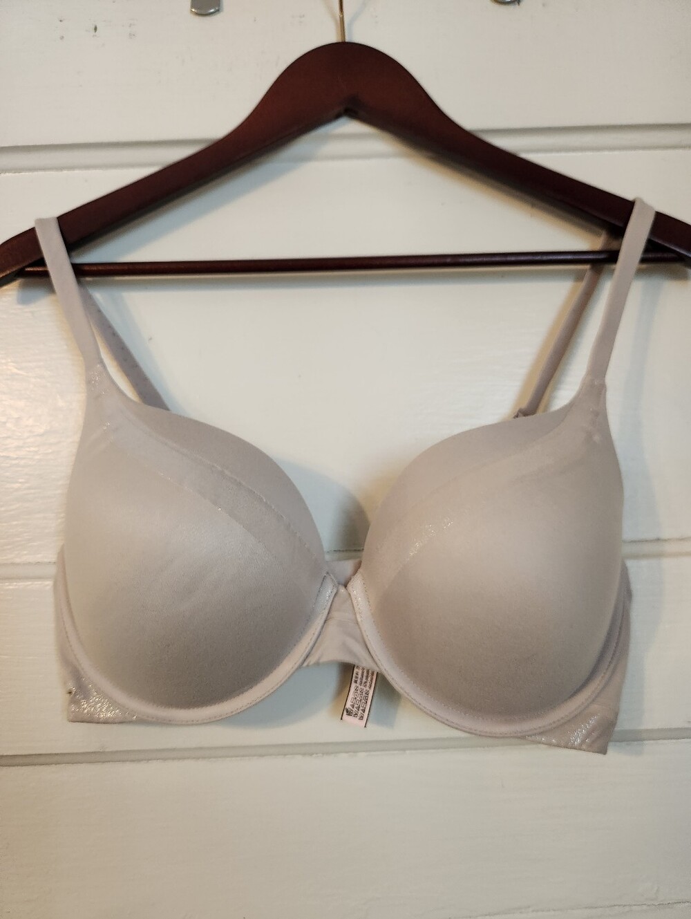 Victoria's Secret Bra Body By Victoria Perfect Shape Push-Up Gray Silver 36D - Picture 1 of 8